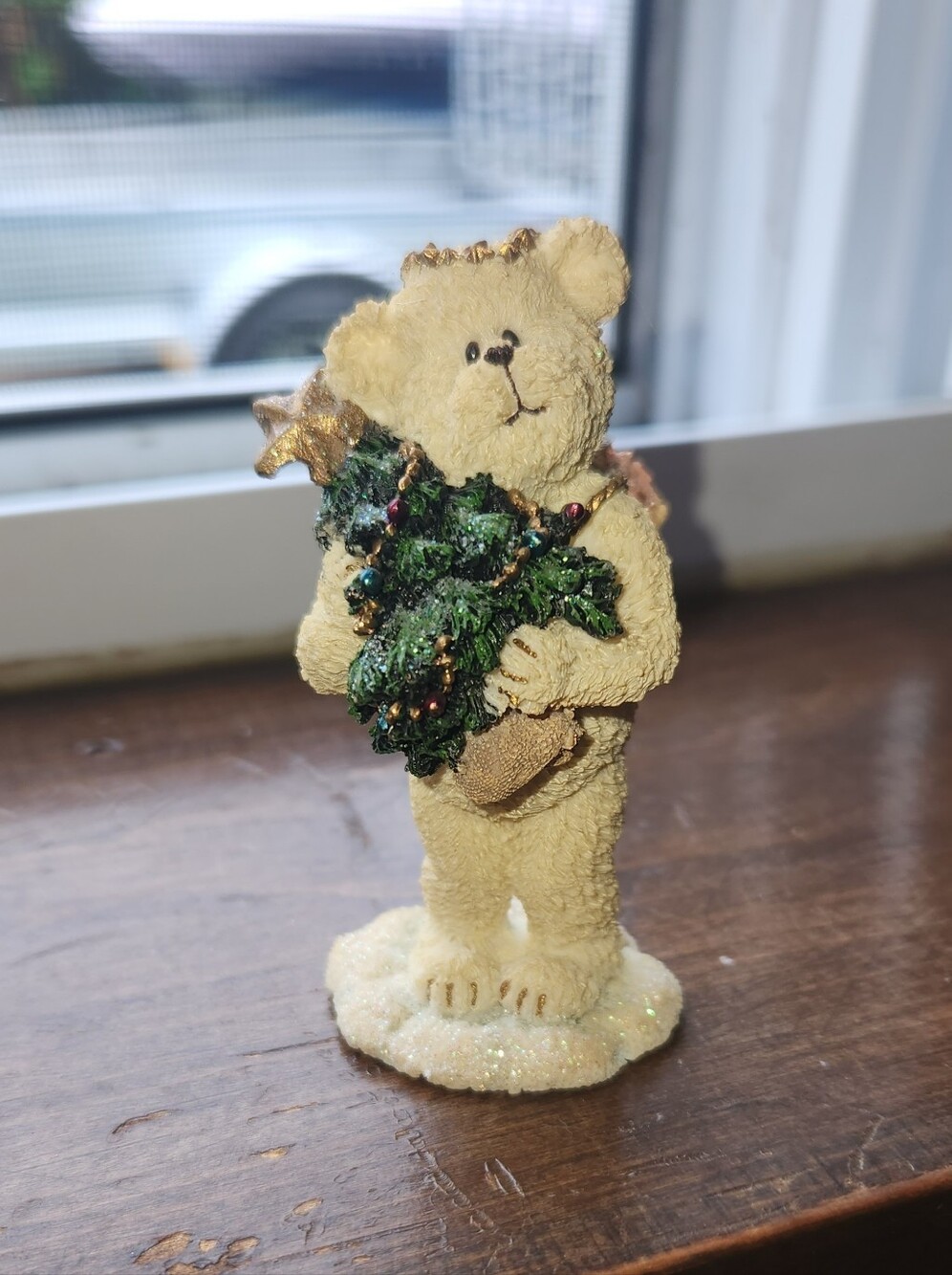 Boyds Bears & Friends Lil' Wings figurine named Dougy (Style #24554)